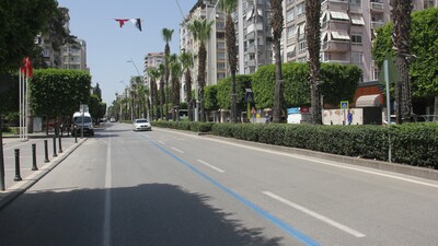 Termometreler patladı, 65 yaş ve üstü sokağa çıkmadı!