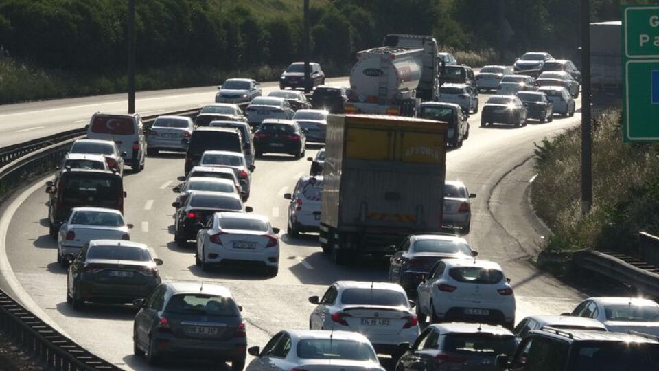 TEM Otoyolu'nda yoğunluk