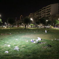 Kısıtlamanın ardından 'kordon'u çöplüğe çevirdiler!