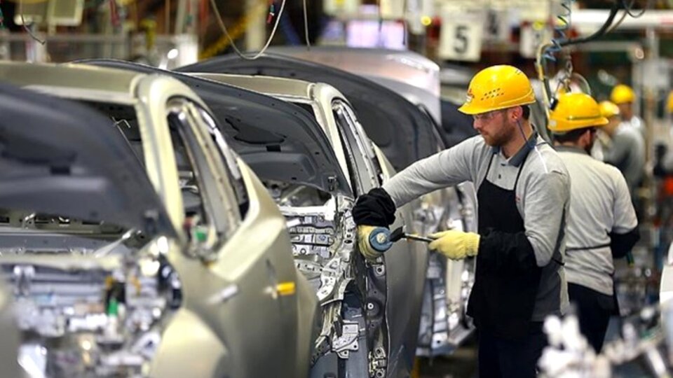 Otomotiv üretimi Mayıs'ta 5 kat arttı