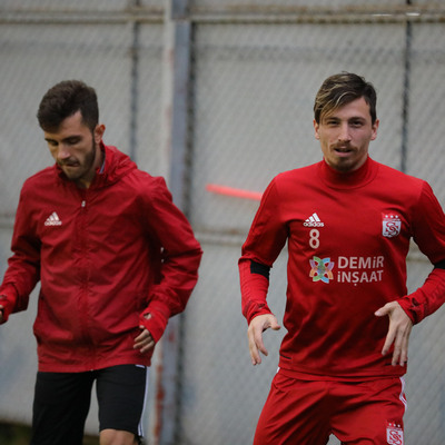 "Gitmek istediler, gidiyorlar"