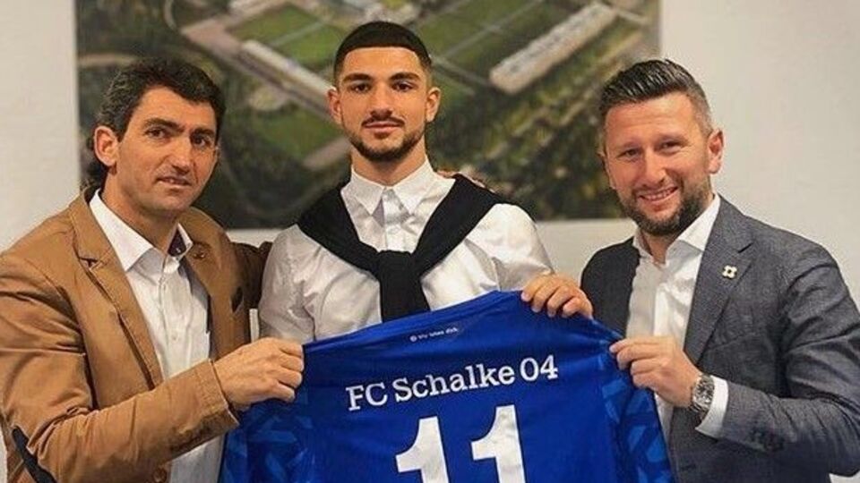 Hakan Çalhanoğlu'nun kuzeni Schalke'de