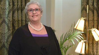 Ayşegül Atik kimdir?