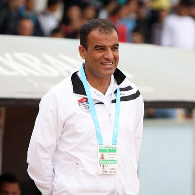 Bir bakışta Tahir Karapınar