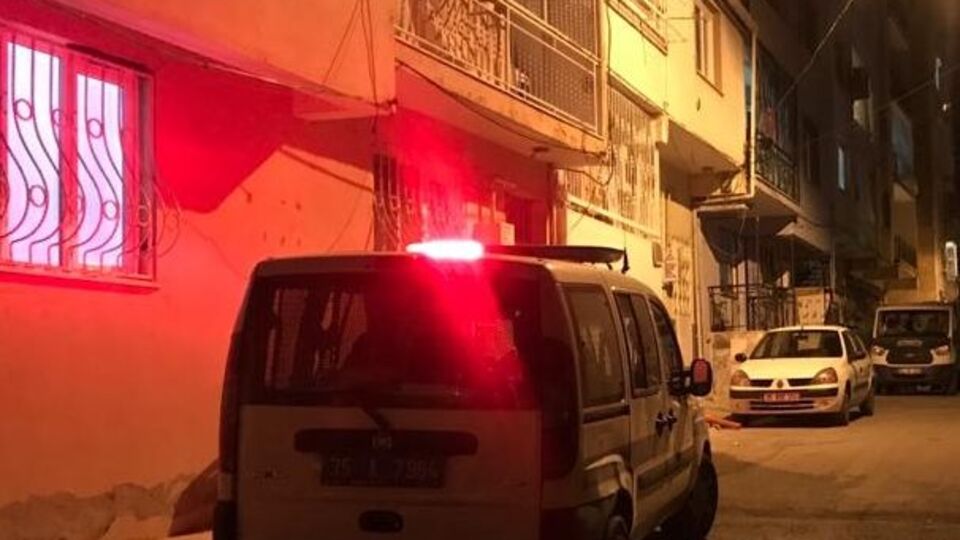 İzmir'de şüpheli ölüm