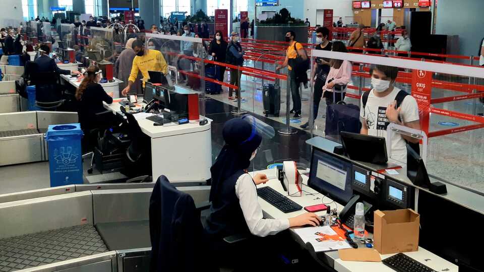 Yurt dışı uçuşları başladı