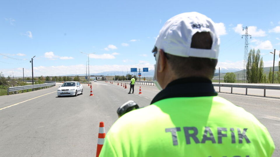 İstanbul'da 700 poliste korona