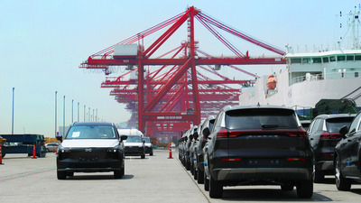 Çinliler Avrupa'ya korku saldı