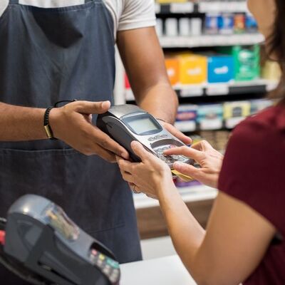 Salgın ona yöneltti