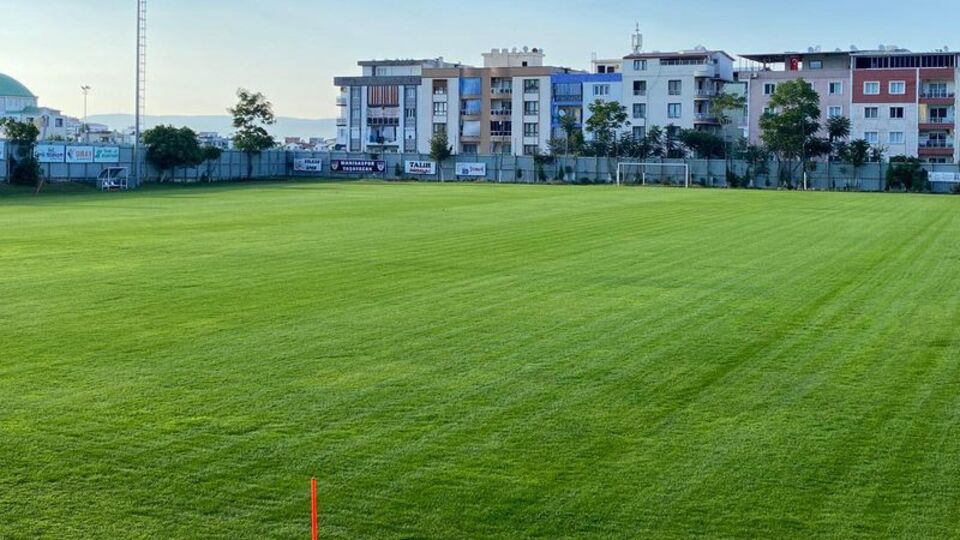 Manisaspor'un sahası yenilendi