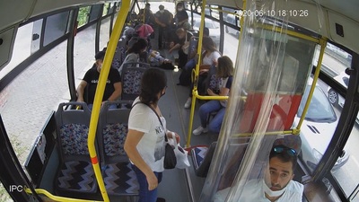 Fenalaşan yolcuyu otobüs şoförü hastaneye yetişirdi