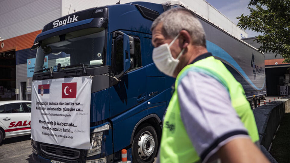 Tıbbi yardım Sancak bölgesine ulaştı