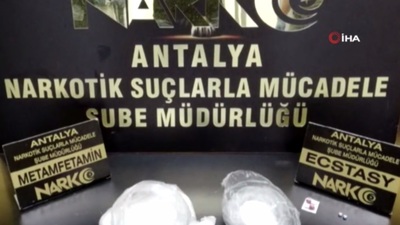 Direksiyon simidinde uyuşturucu saklamışlar!
