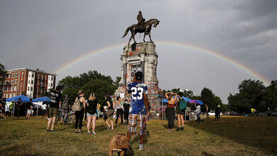 Avrupa ve Amerika'da heykel savaşları!