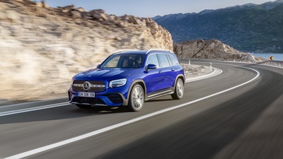 7 kişilik kompakt SUV Türkiye'ye geldi