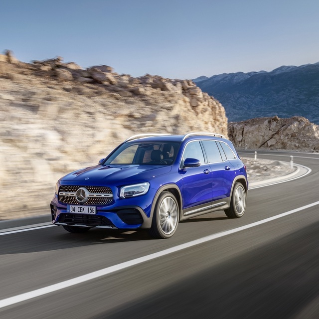 7 kişilik kompakt SUV Türkiye'ye geldi