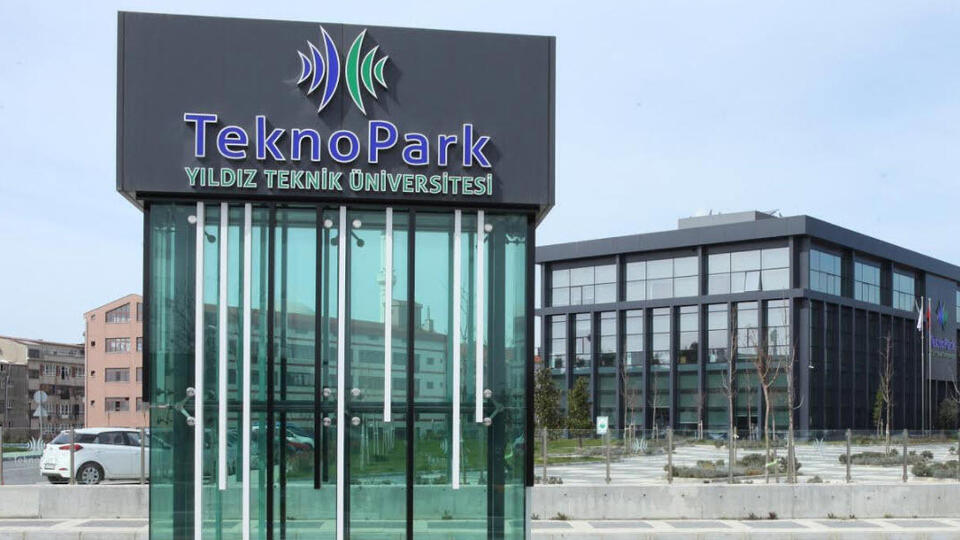 Kapıyı sağlık teknolojilerine açtı