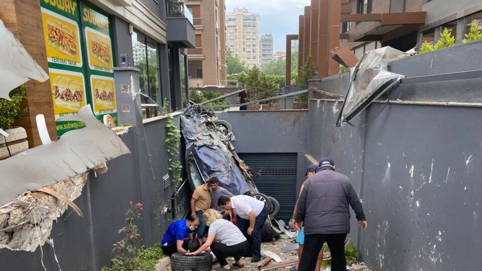 Caddebostan'ın kâbusu hız kesmiyor!