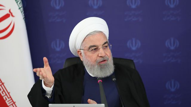 Ruhani'den silah ambargosu açıklaması
