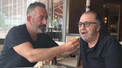 Cem Yılmaz, Babalar Günü'nü şaşırdı