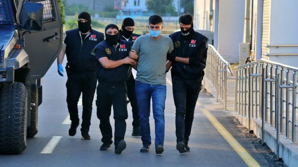 Adana'da PKK'ya operasyon: 10 gözaltı kararı