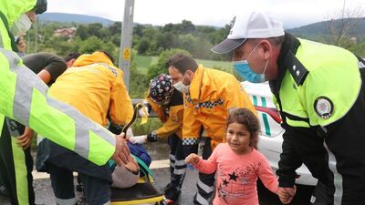 Küçük Asya annesi için ağladı