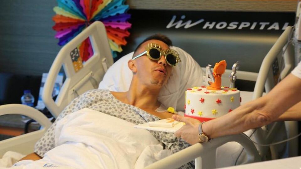 Hastanede doğum günü kutlaması