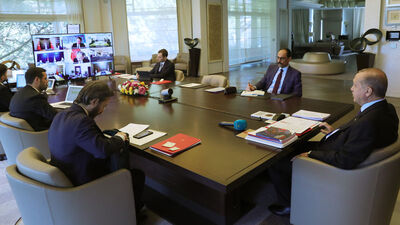 AK Parti MYK'da neler konuşuldu?