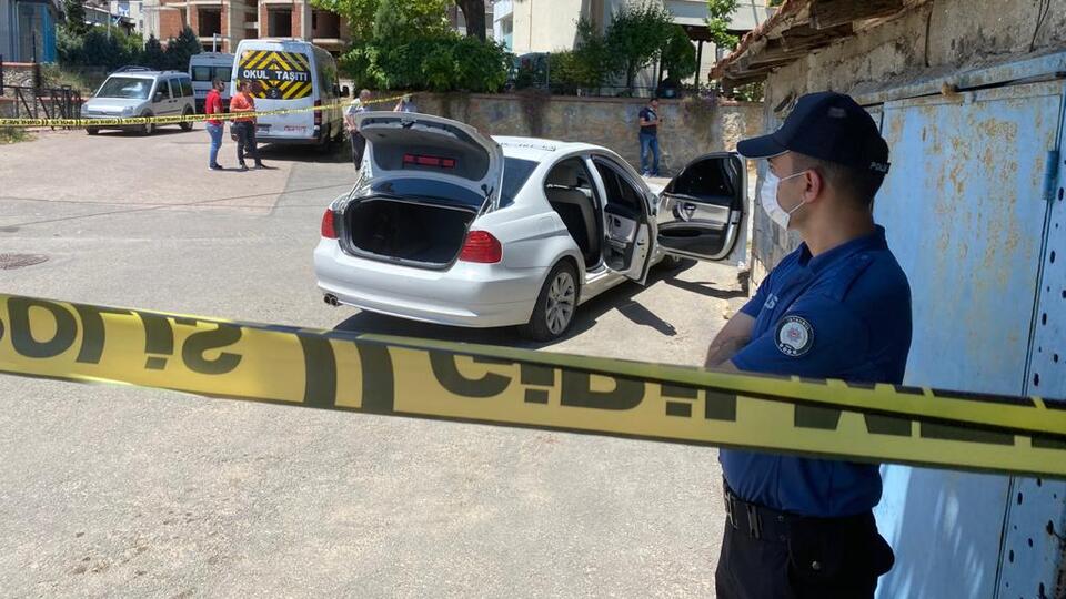 Cipine giren hırsızlara ateş açtı: 2 yaralı