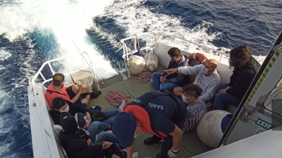 Türk Sahil Güvenliği kurtardı