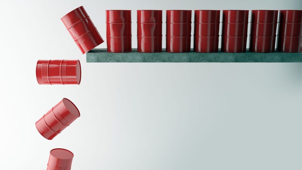 OPEC petrolü kısmaya devam ediyor