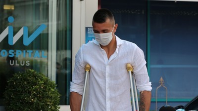 Muslera taburcu oldu