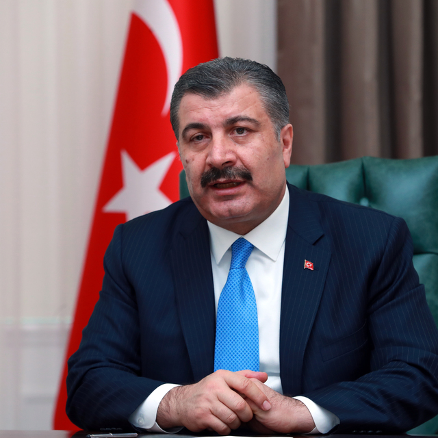 Koronavirüs salgınında yeni vaka sayısı 1214