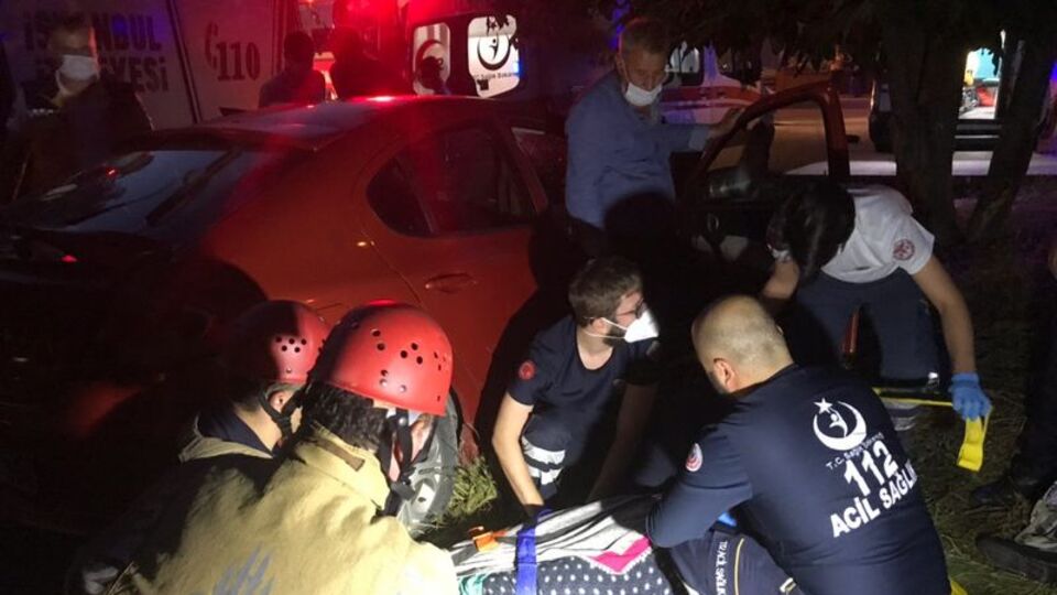 Arnavutköy'de trafik kazası: Yaralılar var