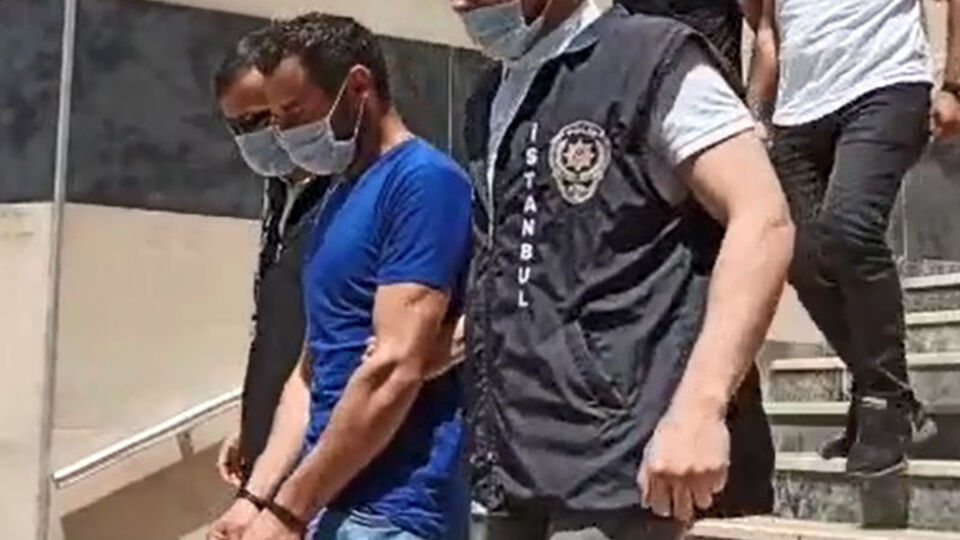 Trafikte darp edildi! Pompalıyla geri döndü!