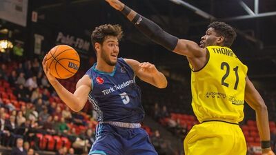 Türk Telekom, Muhammed ile sözleşme yeniledi