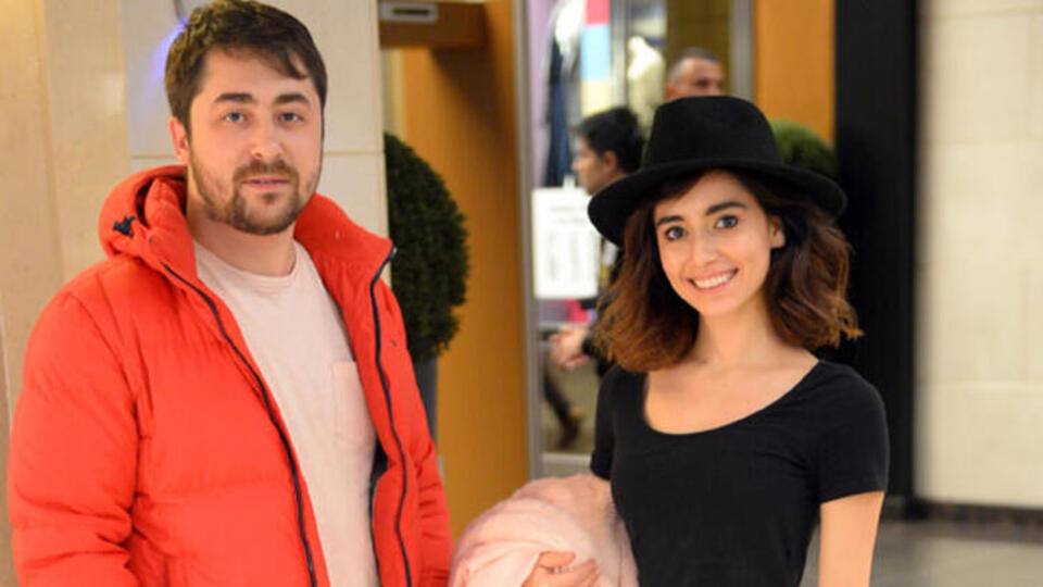 Kurretülayn Matur kimdir?