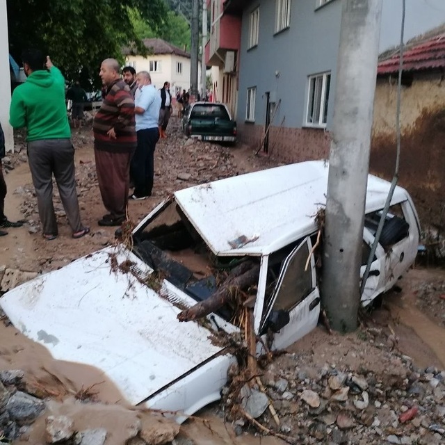 Bursa'da sel can aldı: 5 ölü