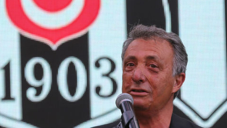 Çebi'den engelli taraftarın babasına ödül