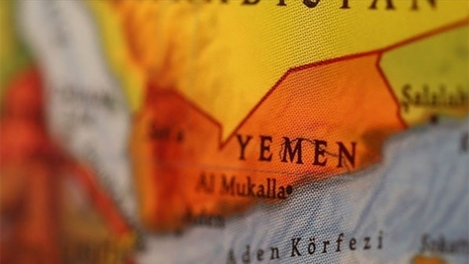 Yemenli Bakan, hükümete yönelik darbeye tepki olarak istifa etti