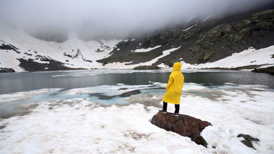 Yaz mevsiminde kış havası yaşanıyor