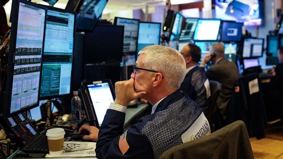 Yeni hafta dalgalı bir seyirle başladı