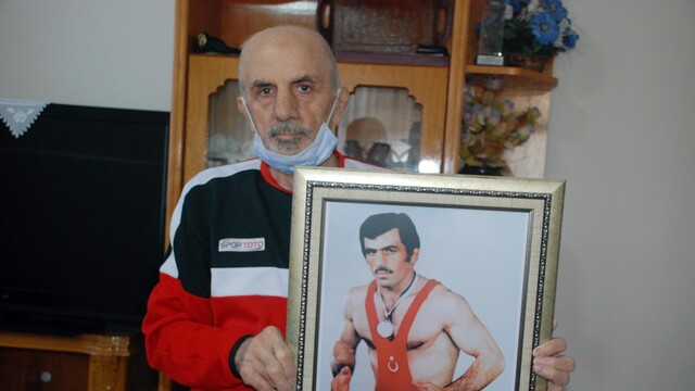 Vehbi Akdağ, hayatını kaybetti