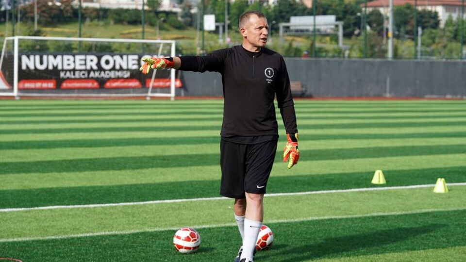 Kulbilge kaleci akademisi açtı