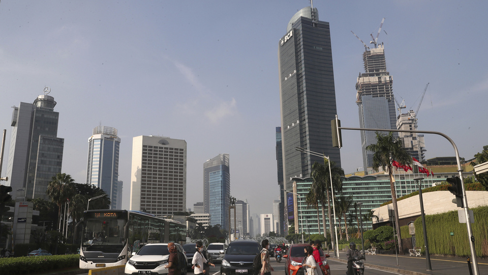 Endonezya'nın başkentini taşımaya hazırlar