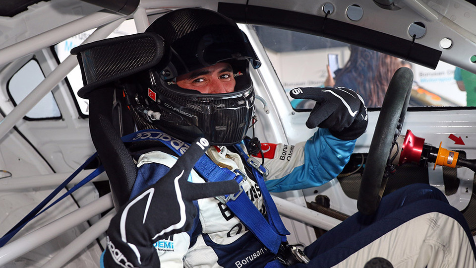 Yağız Gedik takımının 18. şampiyonluğunu kazandırdı