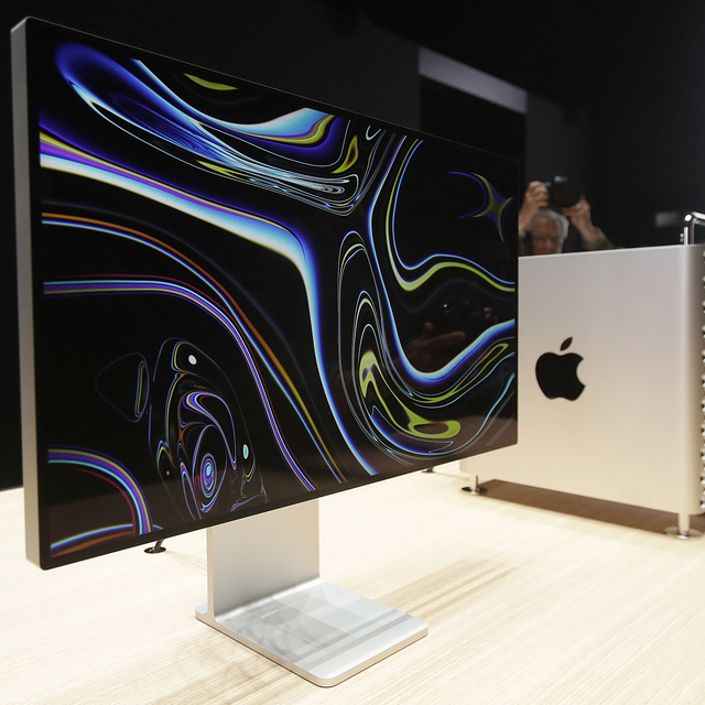 Apple Mac'lerde kendi çipini kullanacak