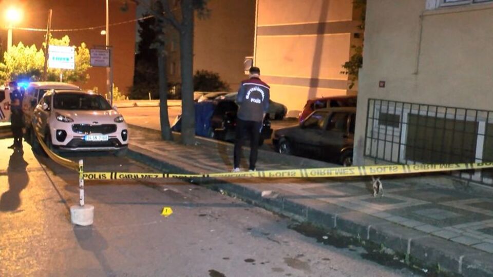 İstanbul'da yol verme kavgası: 3 yaralı