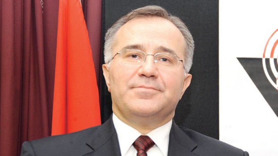 Prof. Dr. Mehmet Cahit Güran kimdir?