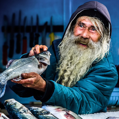 Oltaya değil, objektiflere takıldılar